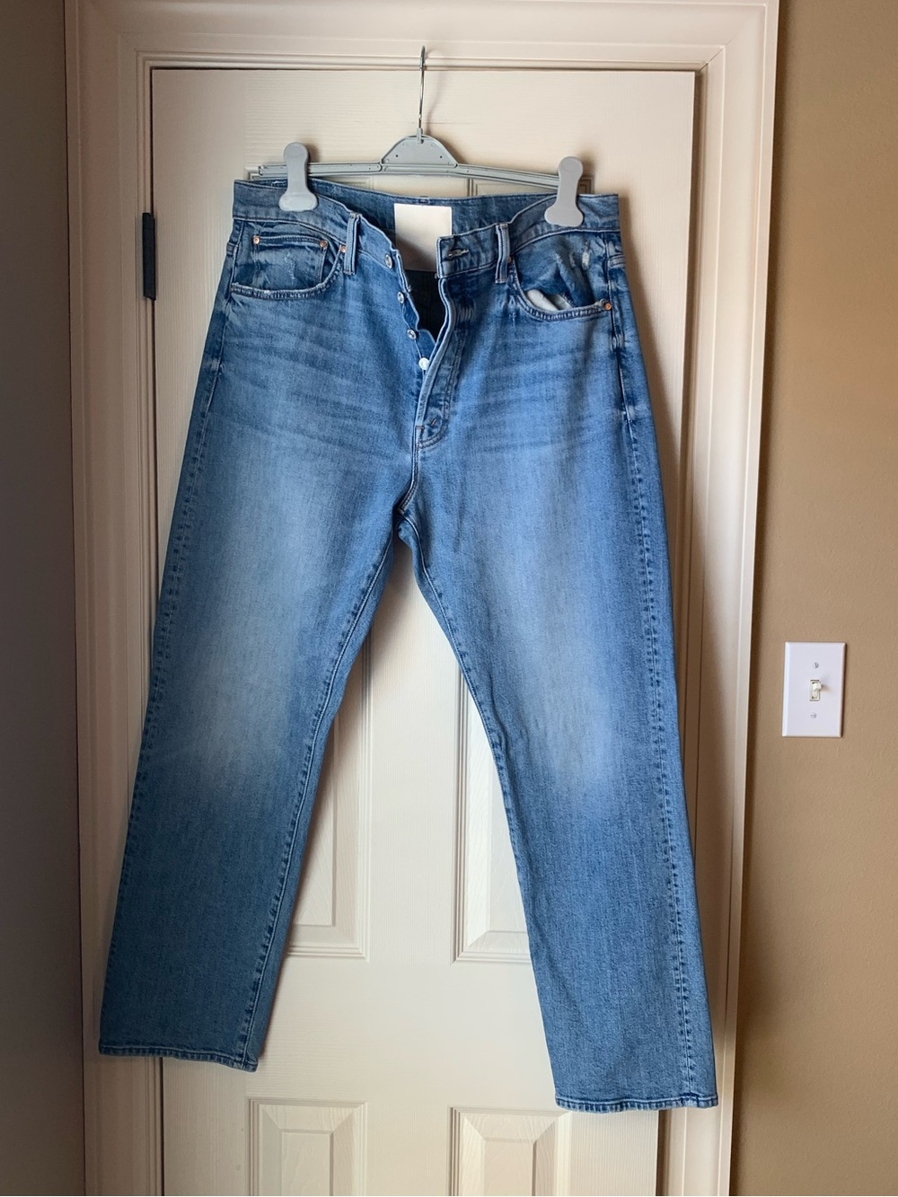 Like New - Mother Jeans- High waisted Hiker Hover - Slay it with Flowers - Sz 34
